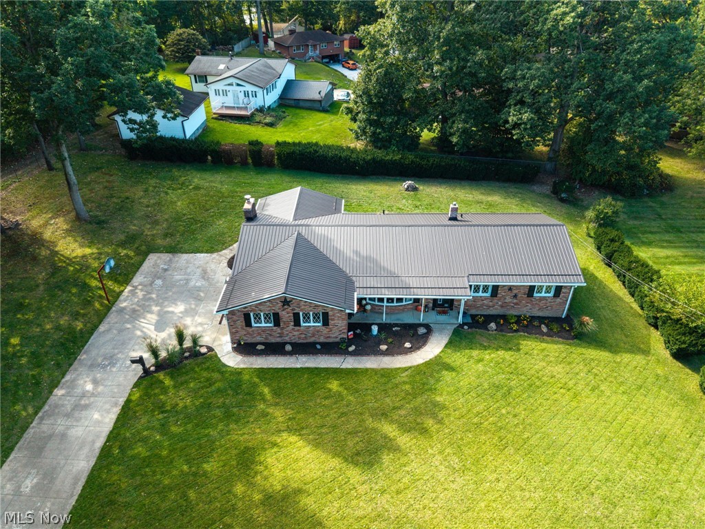 130 E Wellock Drive Akron OH 44319