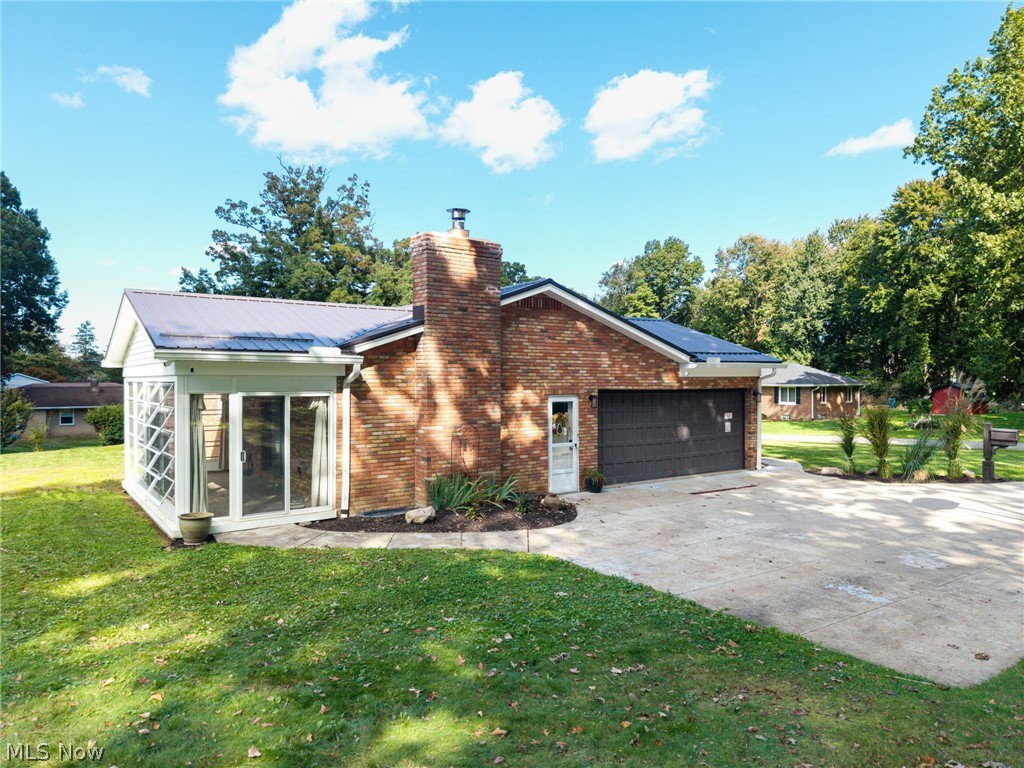 130 E Wellock Drive Akron OH 44319