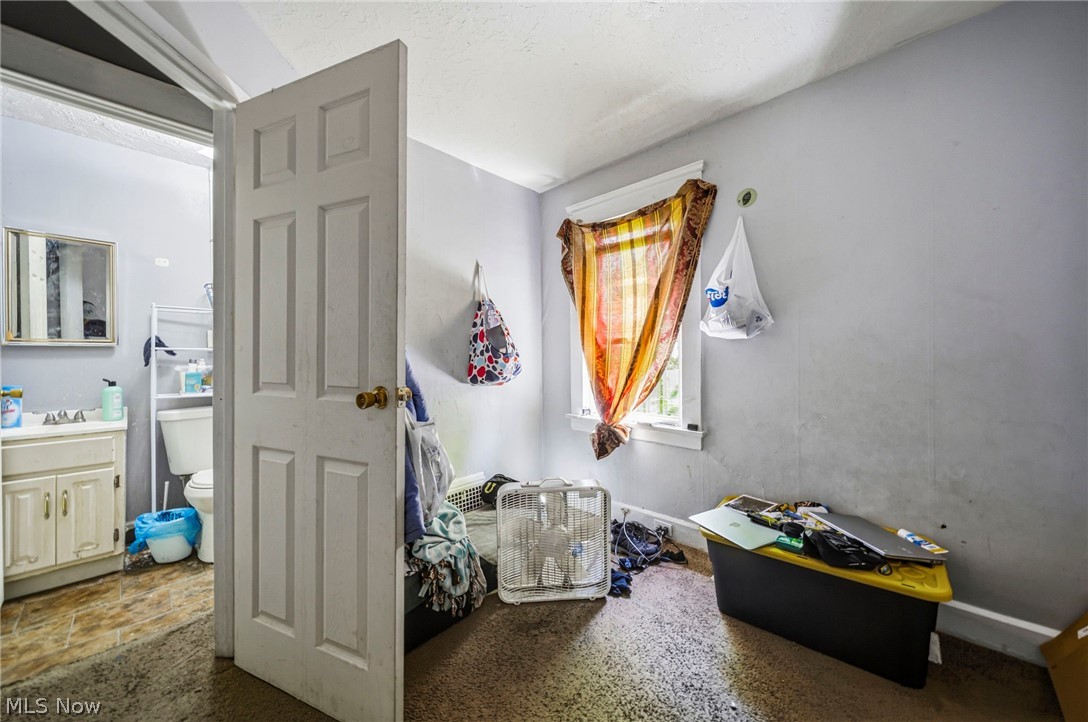 9404 Benham Avenue Cleveland OH 44105