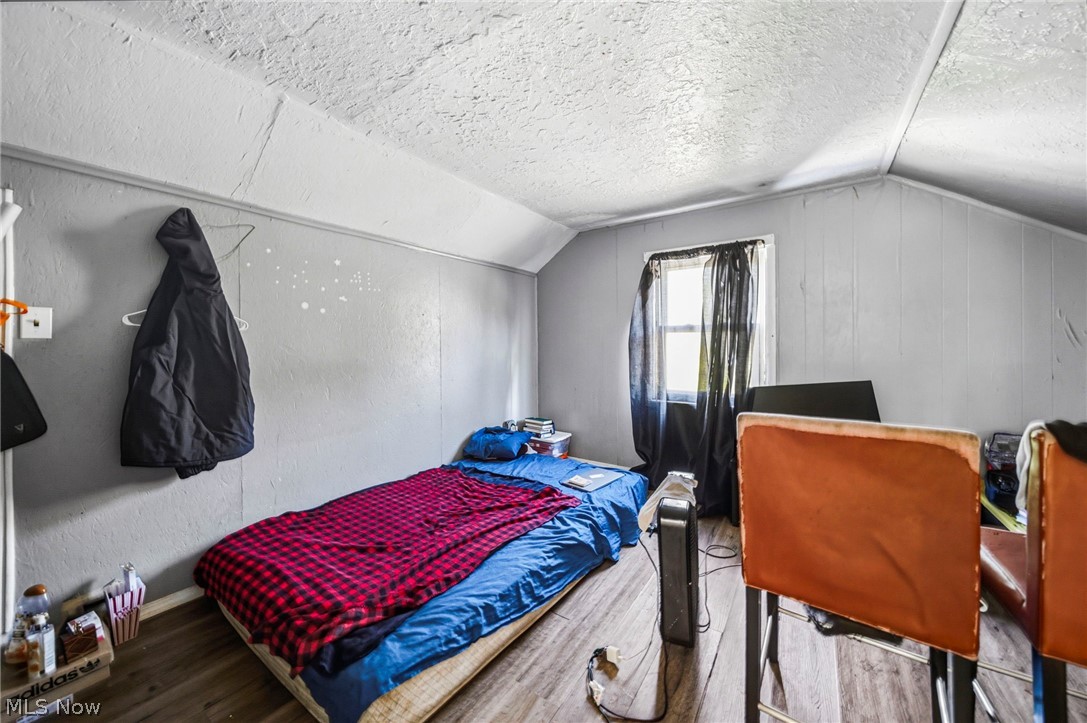 9404 Benham Avenue Cleveland OH 44105