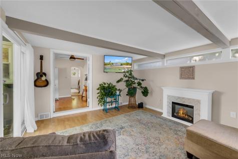 4202 Colony Road South Euclid OH 44121
