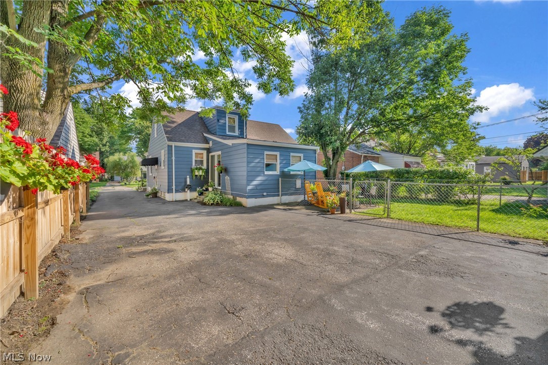 4202 Colony Road South Euclid OH 44121