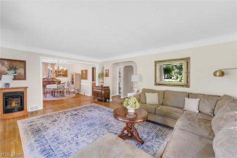 4202 Colony Road South Euclid OH 44121