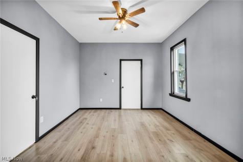 7041 Roy Avenue Cleveland OH 44104