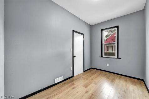 7041 Roy Avenue Cleveland OH 44104