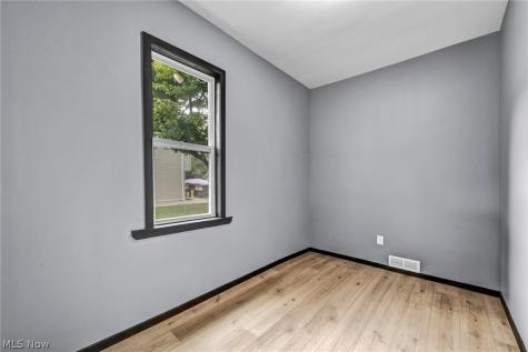 7041 Roy Avenue Cleveland OH 44104