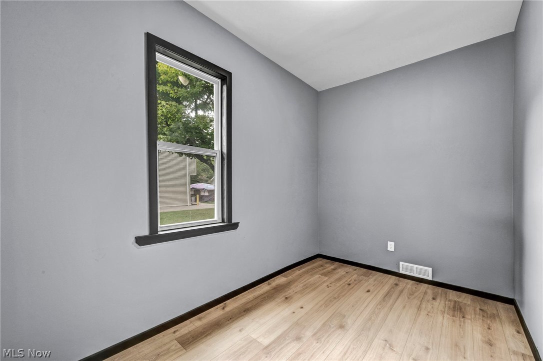 7041 Roy Avenue Cleveland OH 44104