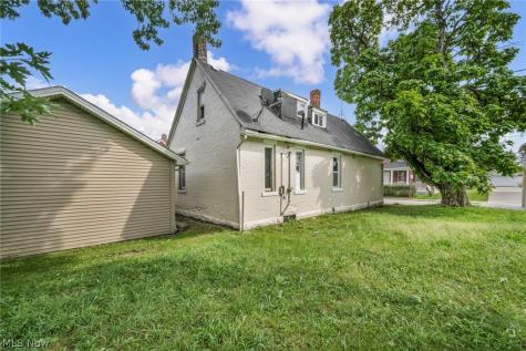 7041 Roy Avenue Cleveland OH 44104
