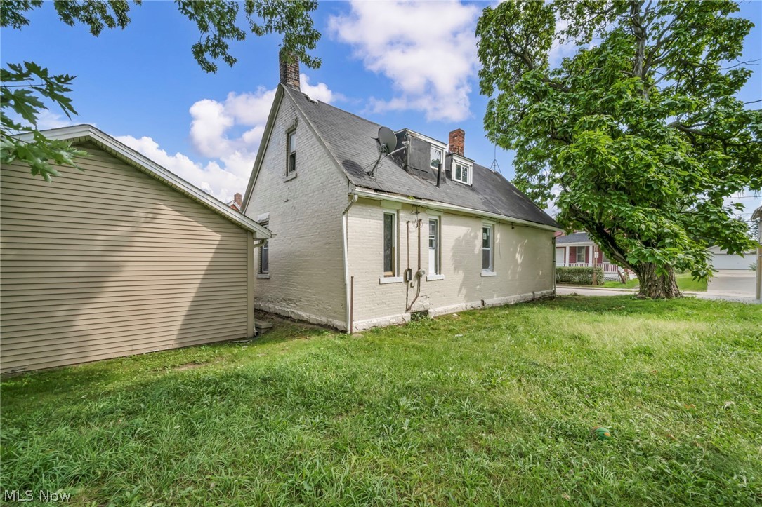 7041 Roy Avenue Cleveland OH 44104