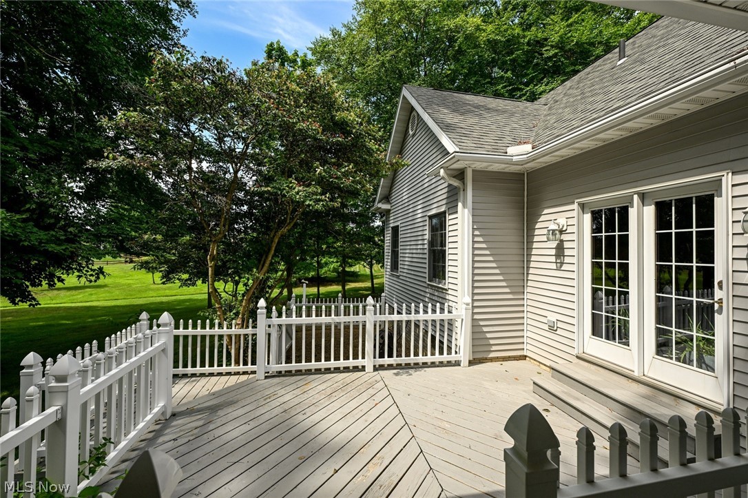 35 W Maple Drive Seville OH 44273