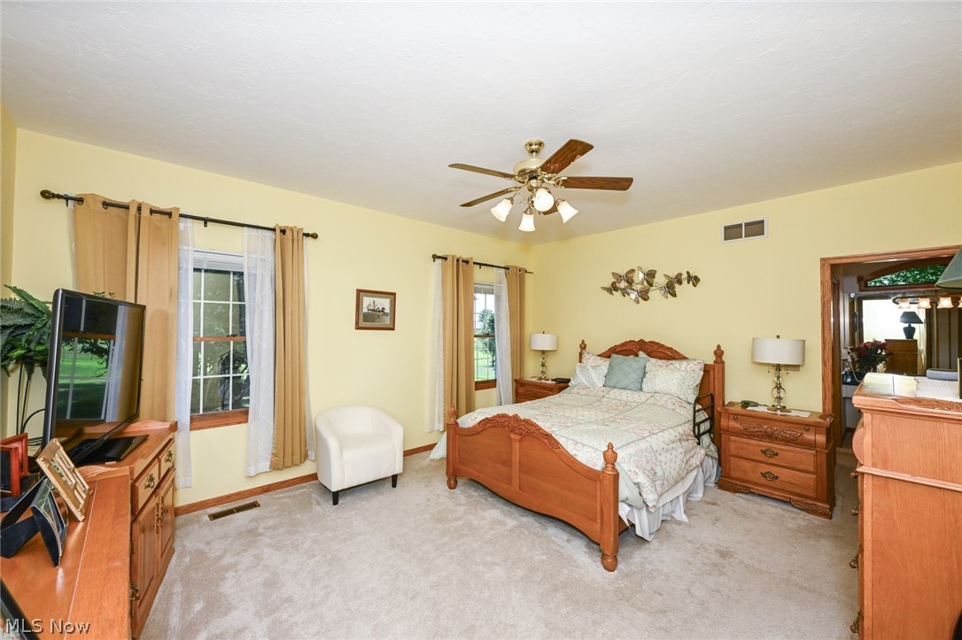 35 W Maple Drive Seville OH 44273