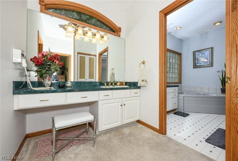 35 W Maple Drive Seville OH 44273