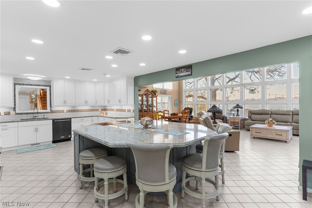 2154 River Road NE Lake Milton OH 44429