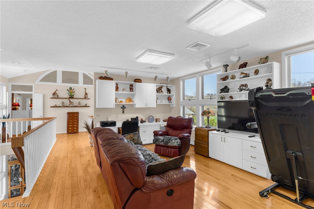 2154 River Road NE Lake Milton OH 44429