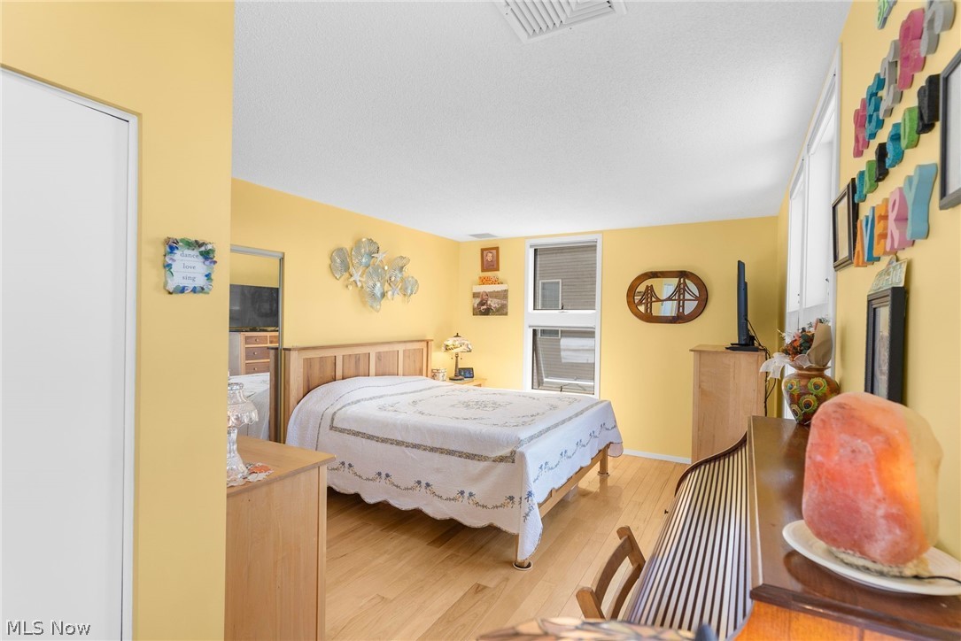 2154 River Road NE Lake Milton OH 44429