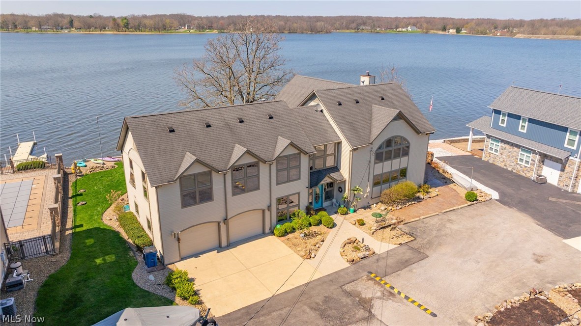 2154 River Road NE Lake Milton OH 44429