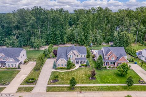2631 Palmer Lane Avon OH 44011