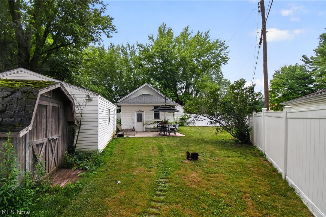 4185 Beckel Avenue NE Sandyville OH 44643