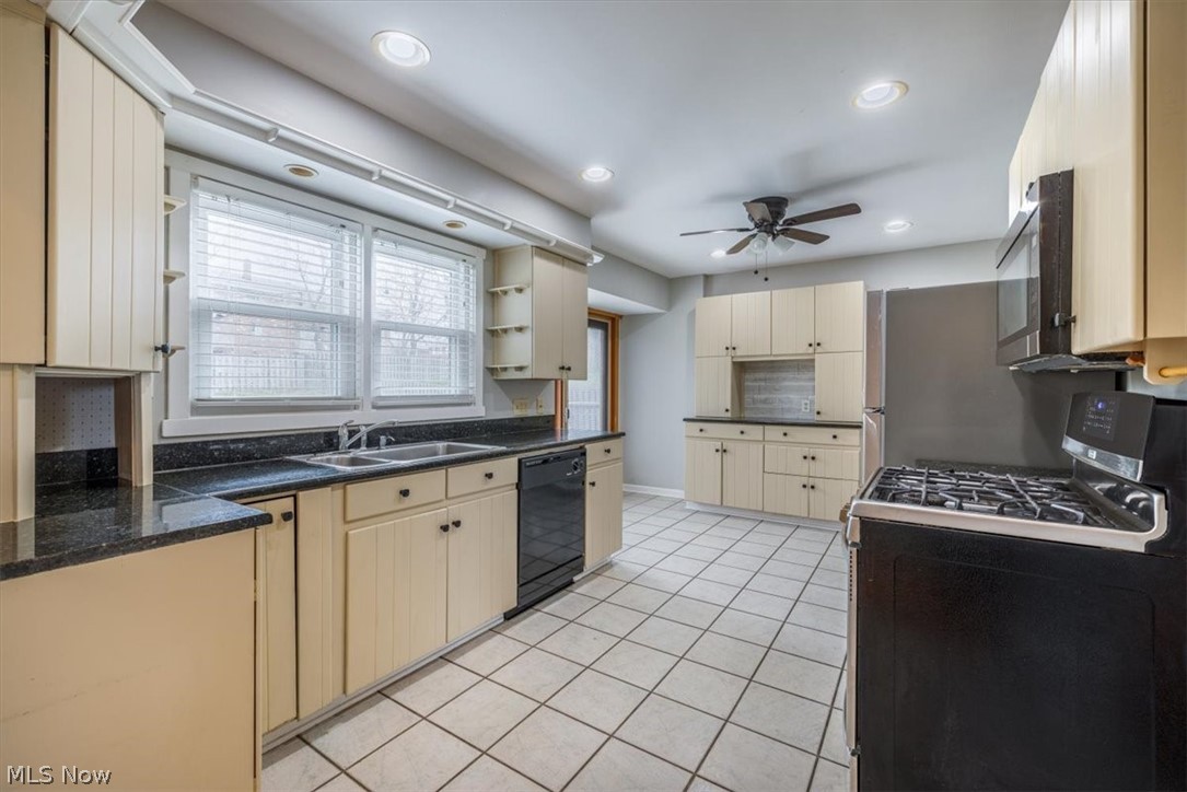 1211 Manitoulin Pike Brunswick OH 44212