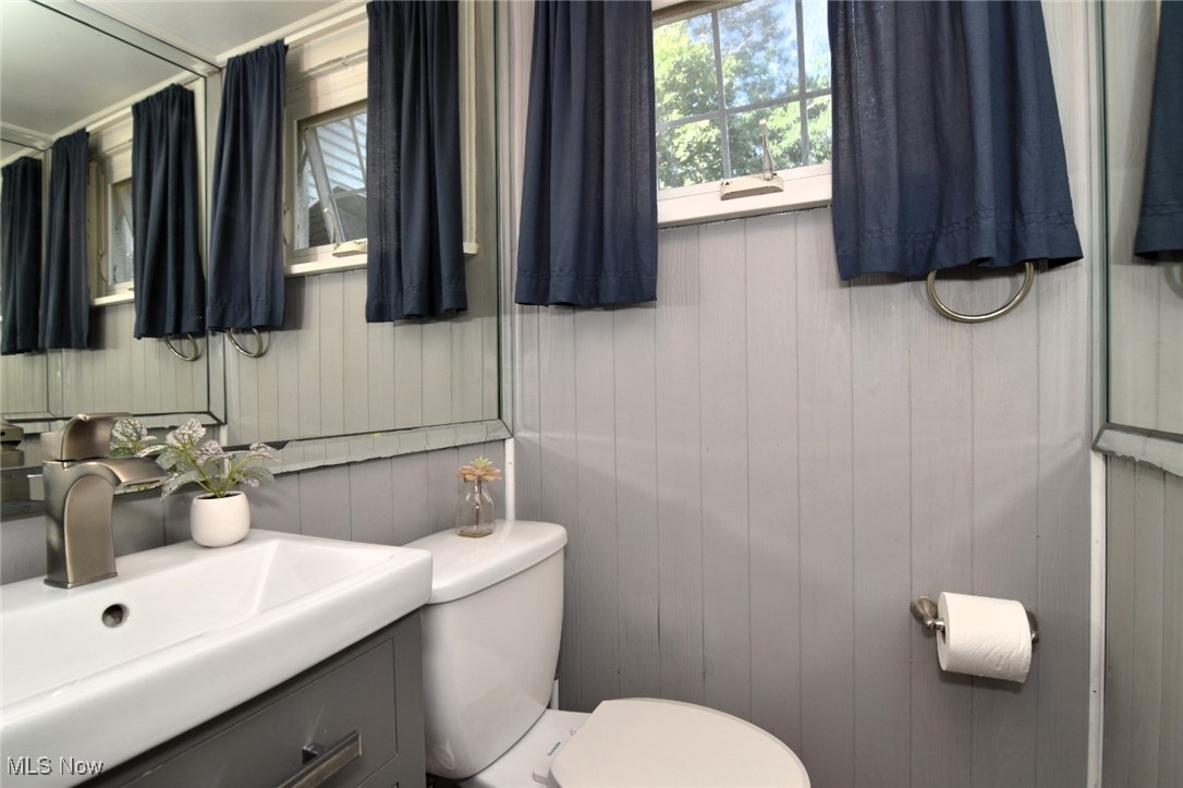 2480 Lee Road Cleveland Heights OH 44118