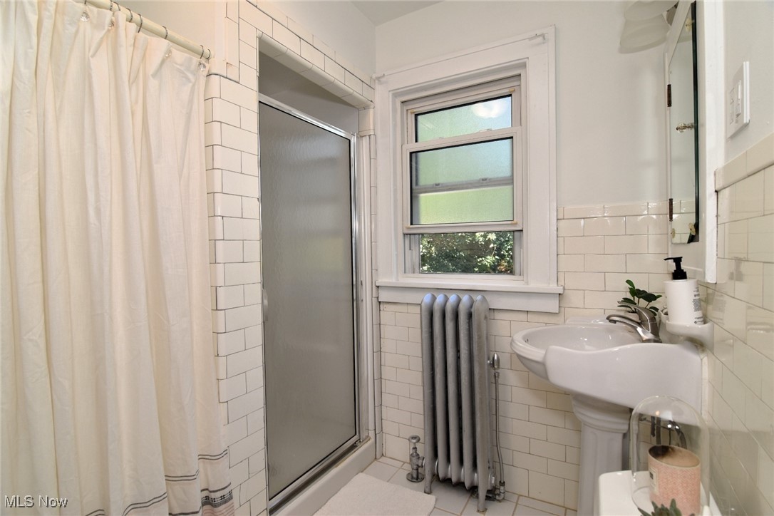 2480 Lee Road Cleveland Heights OH 44118