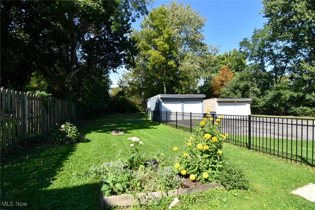 2480 Lee Road Cleveland Heights OH 44118