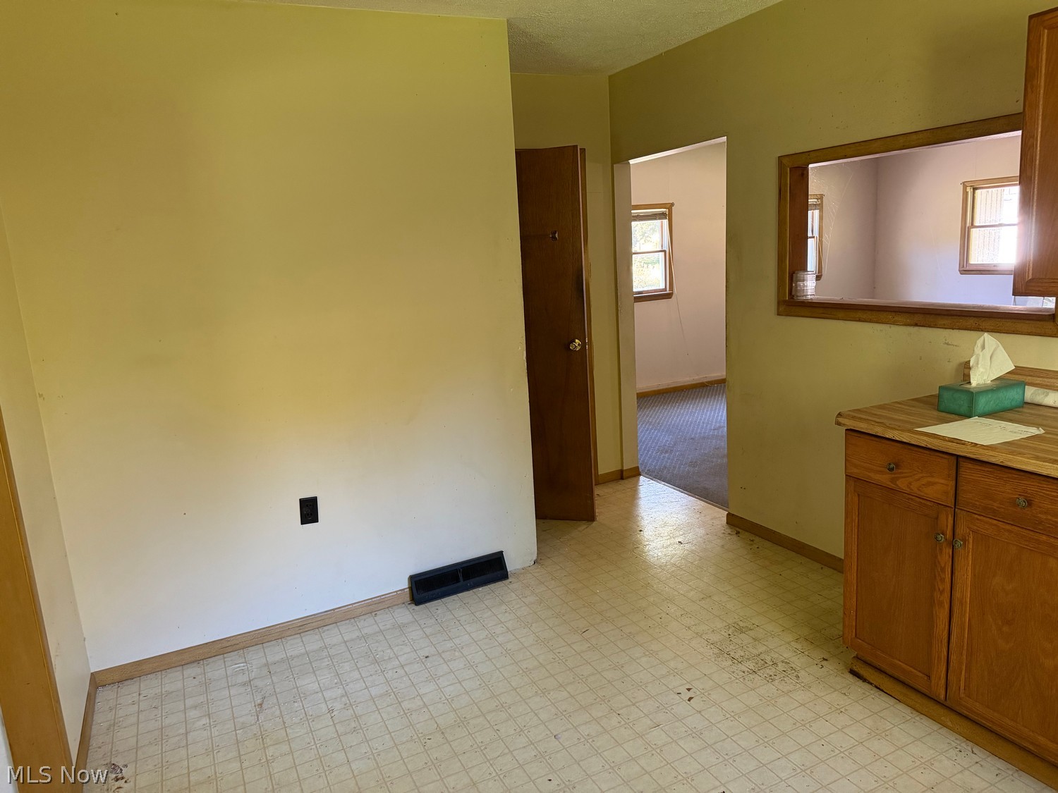 10723 Mcclintocksburg Road Newton Falls OH 44444