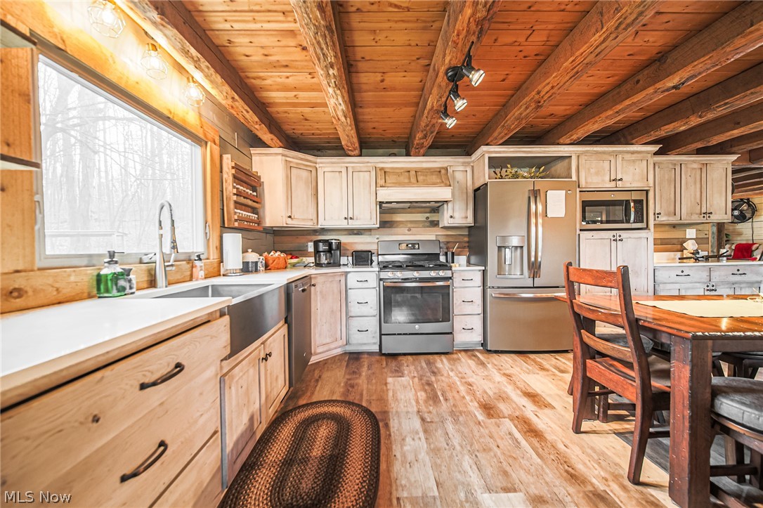 4638 Township Road 354 Millersburg OH 44654