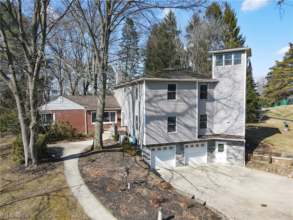 2822 Lakeland Parkway Silver Lake OH 44224