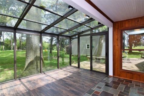 2822 Lakeland Parkway Silver Lake OH 44224