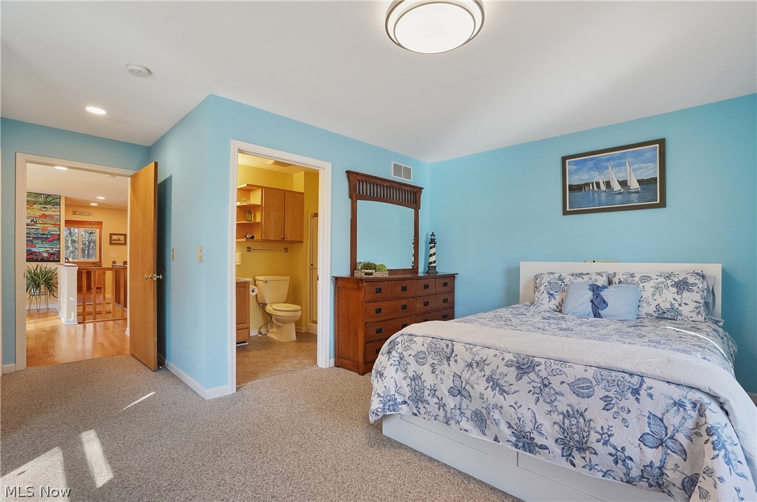 2822 Lakeland Parkway Silver Lake OH 44224