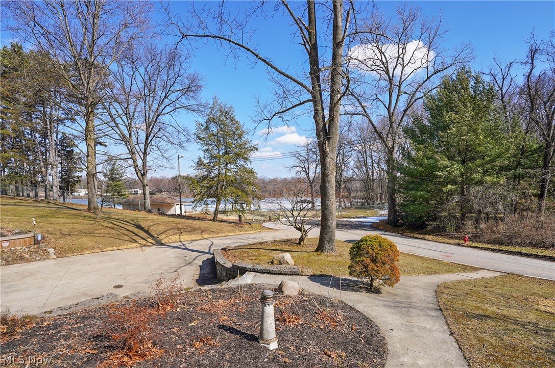2822 Lakeland Parkway Silver Lake OH 44224