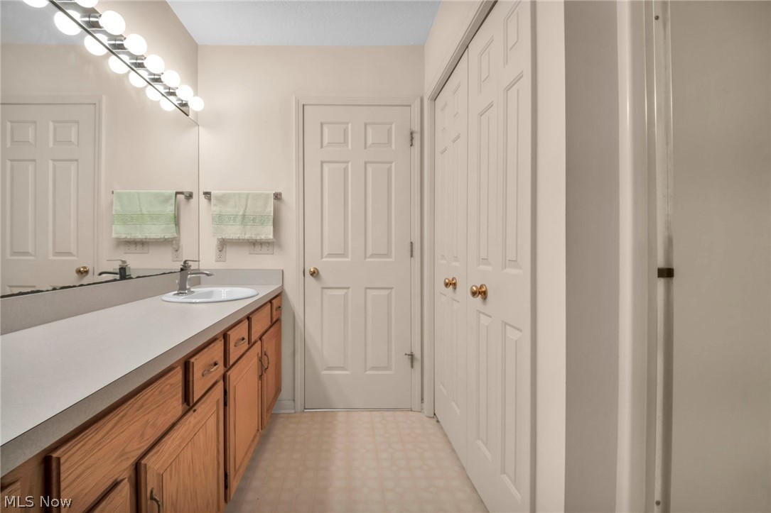 4145 Burnwyke Court Copley OH 44321
