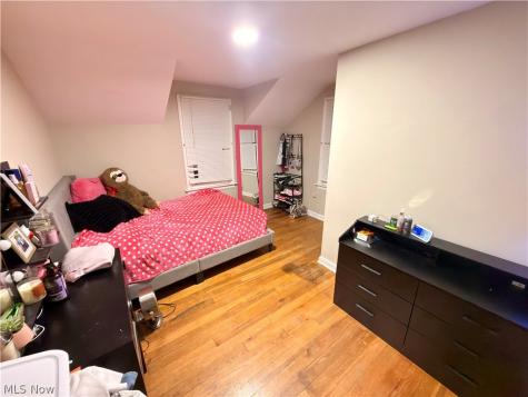 922 Milford Street NE Canton OH 44714