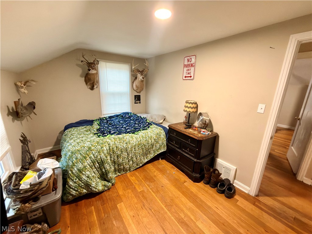 922 Milford Street NE Canton OH 44714