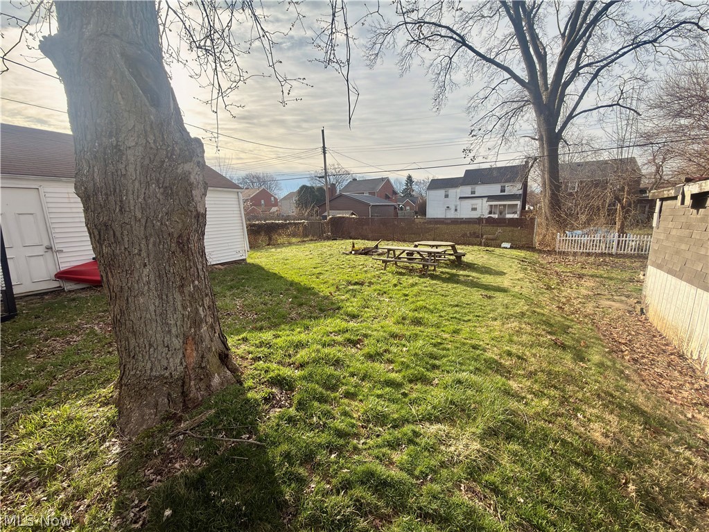 922 Milford Street NE Canton OH 44714