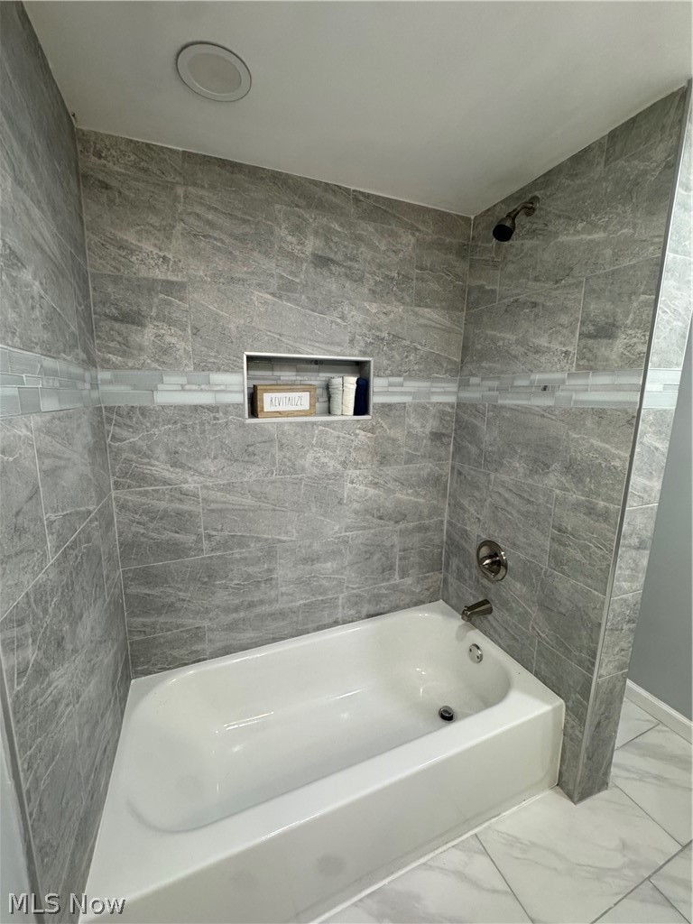 2168 W 81st Street Cleveland OH 44102