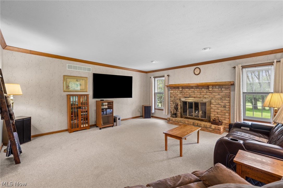 8572 Lake In The Woods Trail Chagrin Falls OH 44023