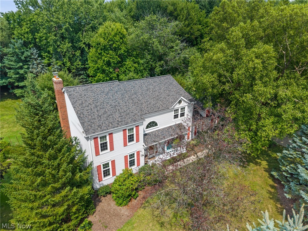 8572 Lake In The Woods Trail Chagrin Falls OH 44023