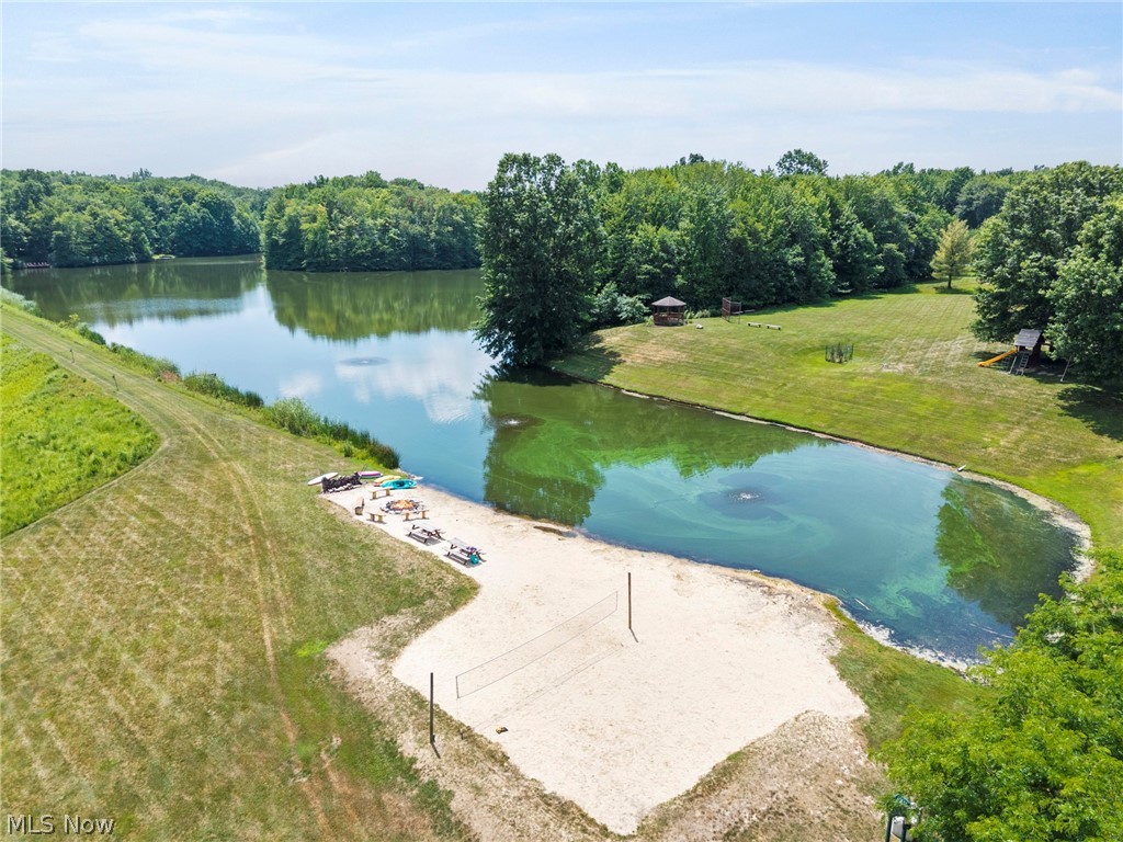 8572 Lake In The Woods Trail Chagrin Falls OH 44023
