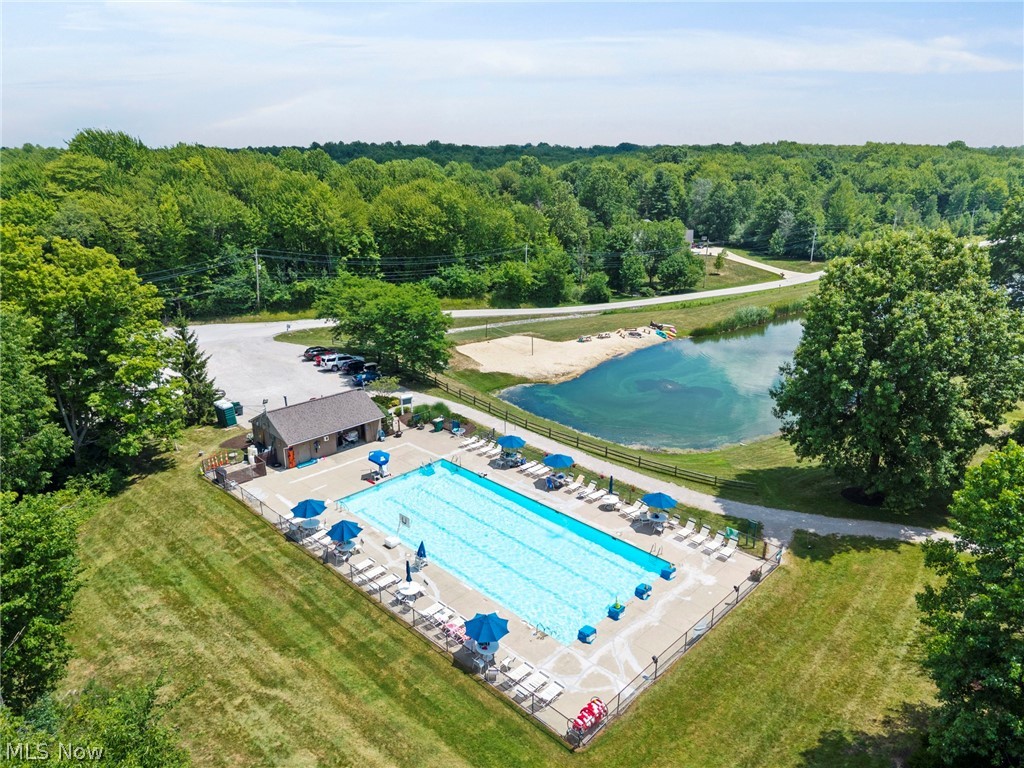 8572 Lake In The Woods Trail Chagrin Falls OH 44023