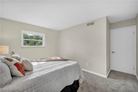 509 Silver Meadows Boulevard Kent OH 44240