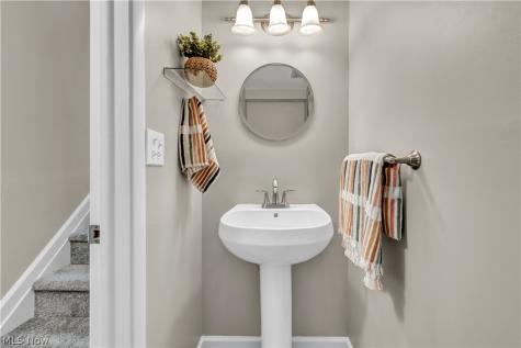 509 Silver Meadows Boulevard Kent OH 44240