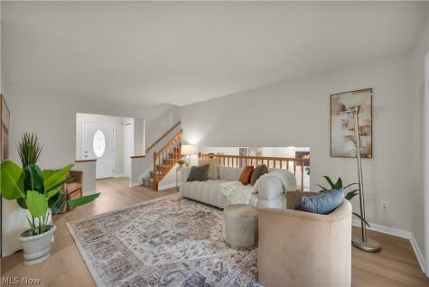 509 Silver Meadows Boulevard Kent OH 44240