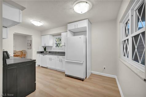 509 Silver Meadows Boulevard Kent OH 44240