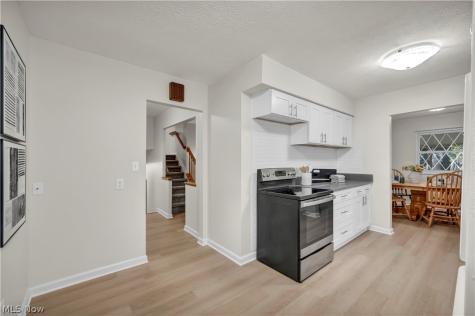 509 Silver Meadows Boulevard Kent OH 44240