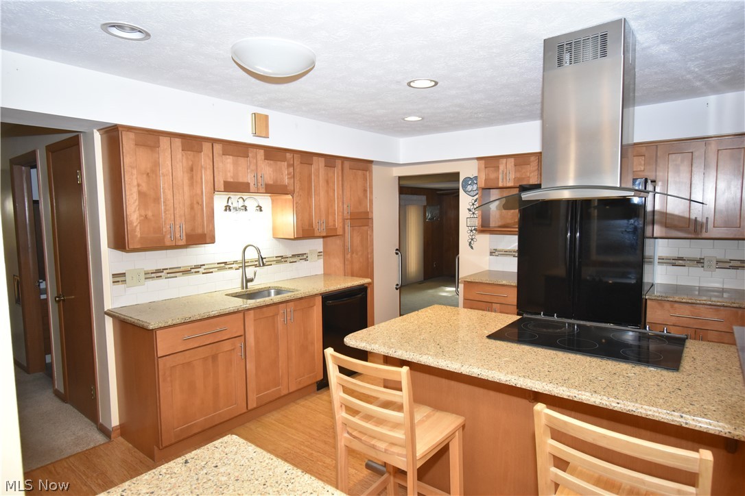 24354 S Oxford Oval North Olmsted OH 44070