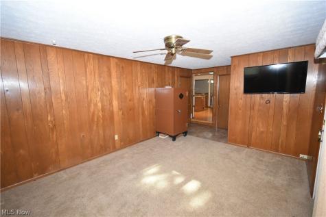 24354 S Oxford Oval North Olmsted OH 44070