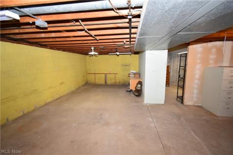 24354 S Oxford Oval North Olmsted OH 44070