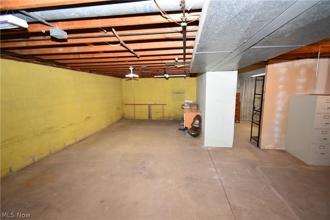 24354 S Oxford Oval North Olmsted OH 44070